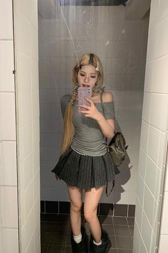 Designed off-shoulder slimming short-sleeved T-shirt feminine hot girl short niche slanted shoulder top