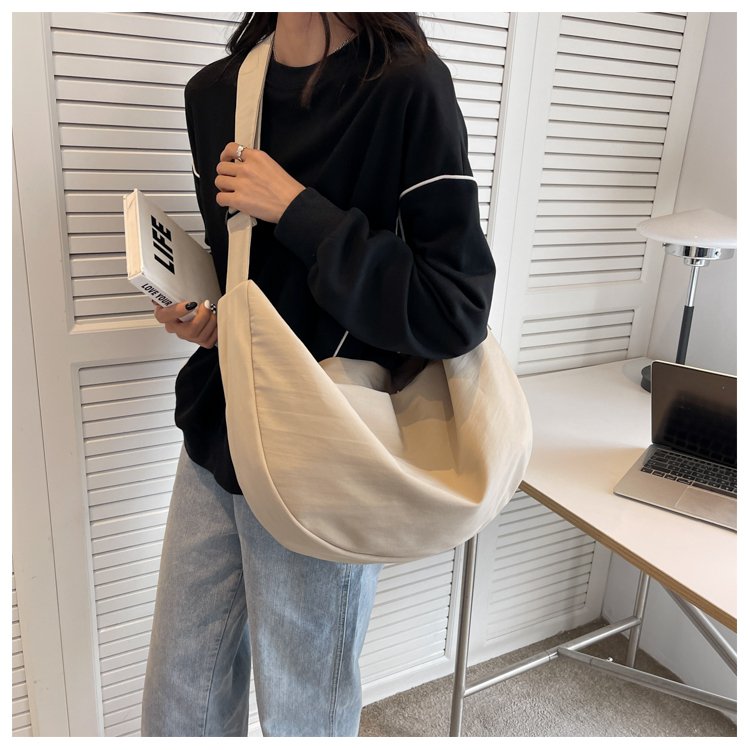 Bags Autumn and winter Korean style single shoulder dumpling bag casual large capacity bag versatile new women's bag crossbody bag