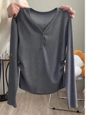 Large size v-neck long-sleeved t-shirt for women 2024 new early autumn inner layering shirt fat mm slim waist top