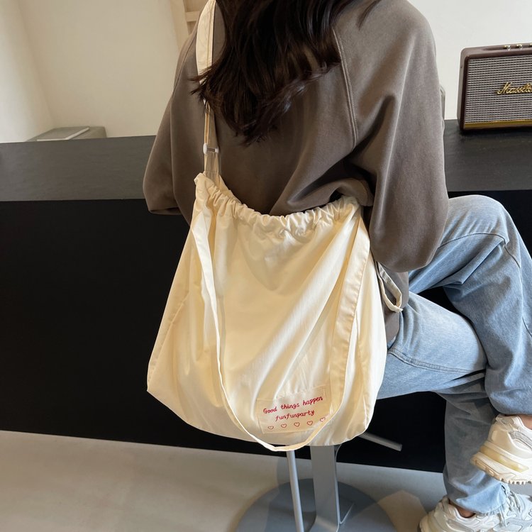 Japanese commuter fitness bag large capacity tote bag women's versatile canvas drawstring shoulder messenger bag nylon drawstring bag