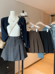 Thickened gray woolen pleated skirt women's autumn and winter skirt slimming anti-exposure short skirt