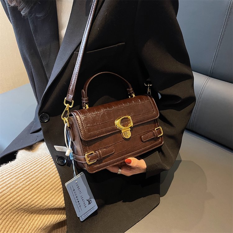 Textured and stylish small bag for women autumn and winter 2024 new trendy fashion women's crossbody bag handheld small square bag