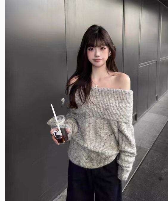 Gray off-shoulder Korean style pullover sweater for women, autumn lazy style, loose casual, slimming temperament, long-sleeved top for small people
