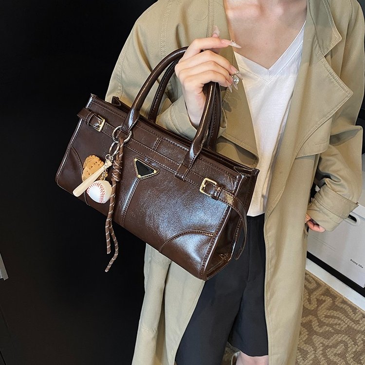 P family bag women's new high-end commuter tote bag retro genuine leather handbag oil wax leather women's bag