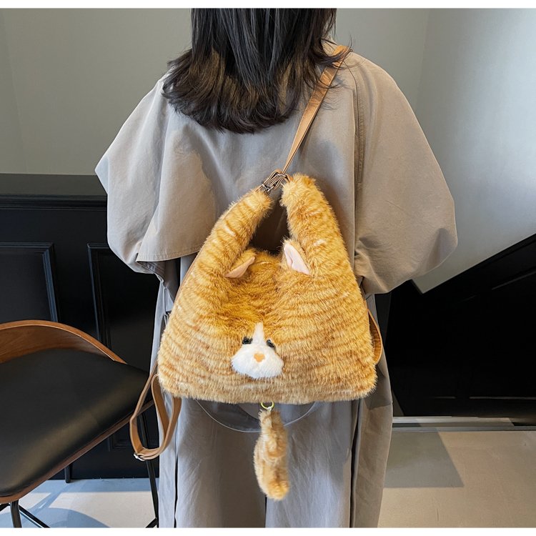Cute plush cat backpack 2024 new female ins style girl soft and cute furry large capacity tote bag