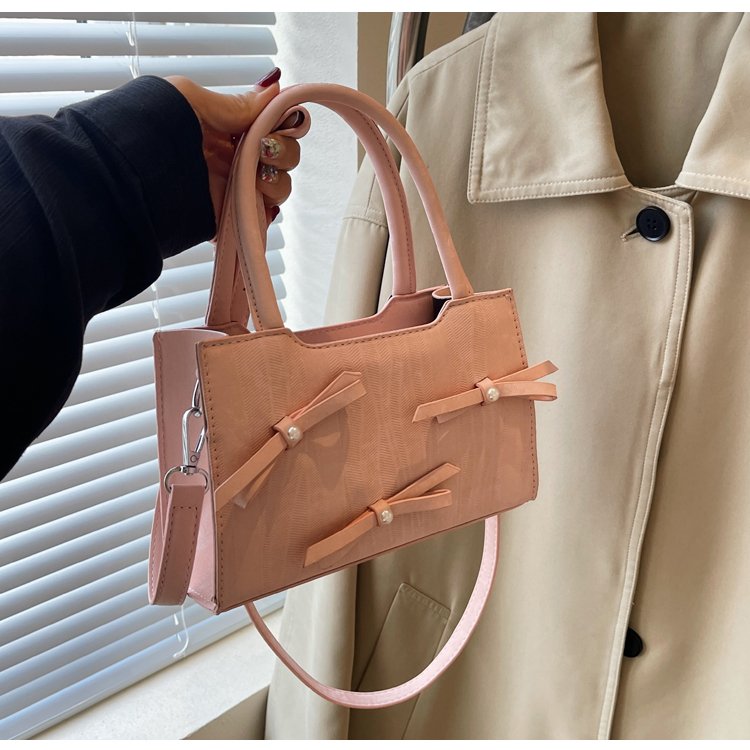Portable commuting bag for women 2024 new trendy fashionable sweet bow small square bag versatile ins crossbody bag