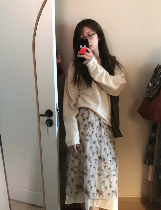 Casual loose buttoned pullover sweater + floral double layer skirt