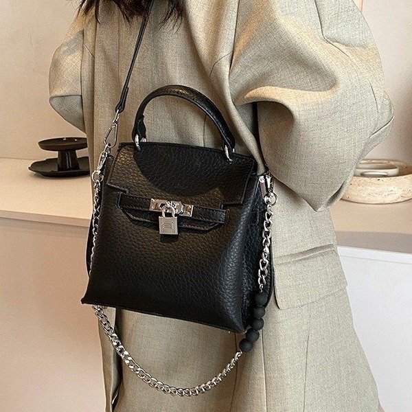 This year's popular high-end platinum bag women's new simple and versatile commuter large-capacity crossbody bag backpack
