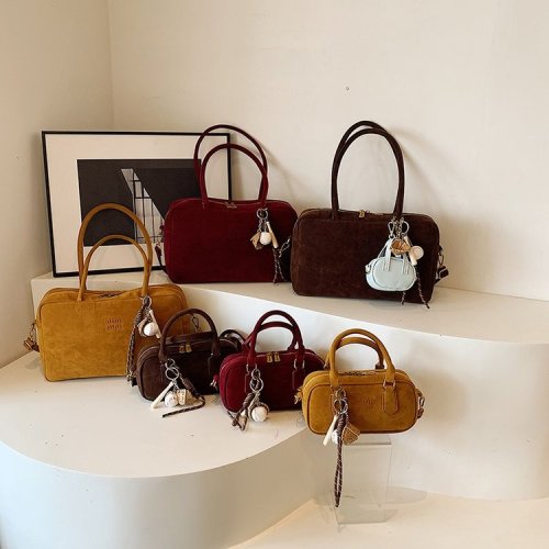 Bags for women 2024 autumn and winter new niche high-end French handbags frosted fashion commuter shoulder crossbody bag