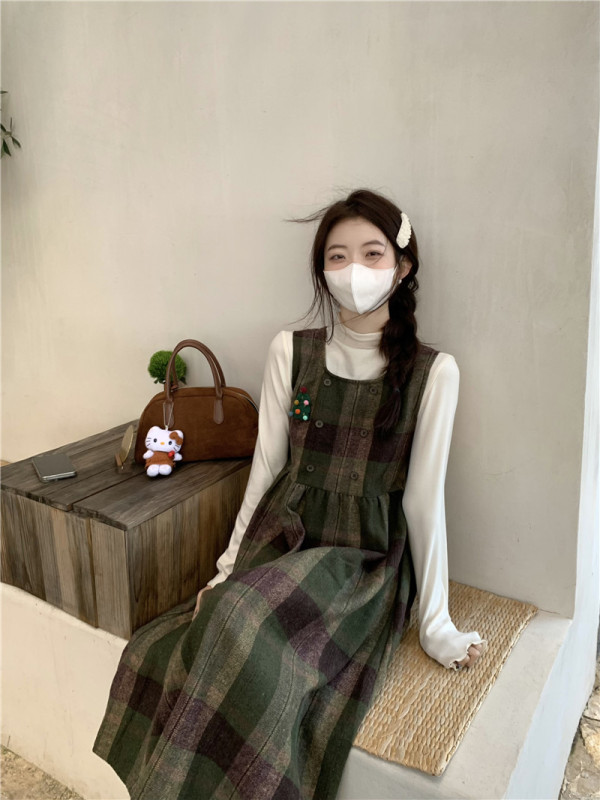 Forest style woolen plaid sundress suit