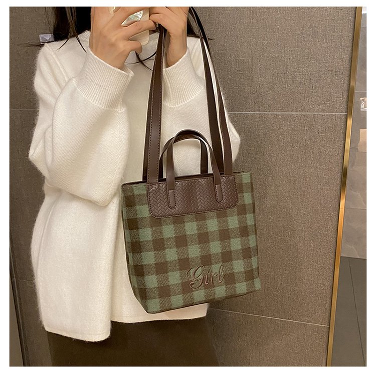 New ins Korean style single room handbag for women, versatile and fashionable, wholesale and cross-border