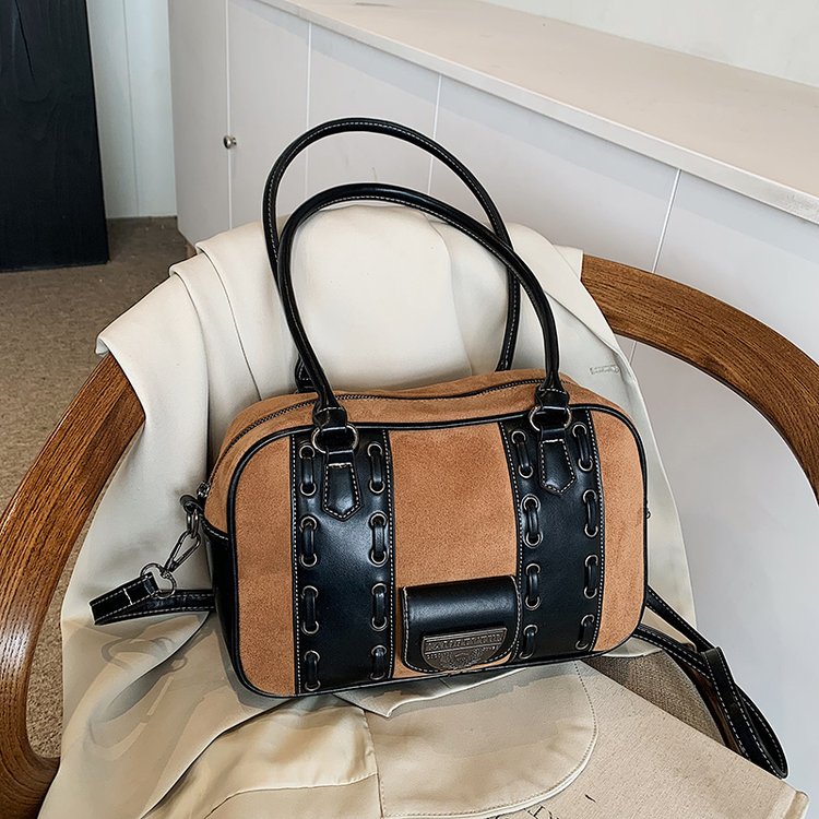 Foreign fashion large-capacity bag for women 2024 new autumn and winter retro high-end shoulder bag portable pillow bag
