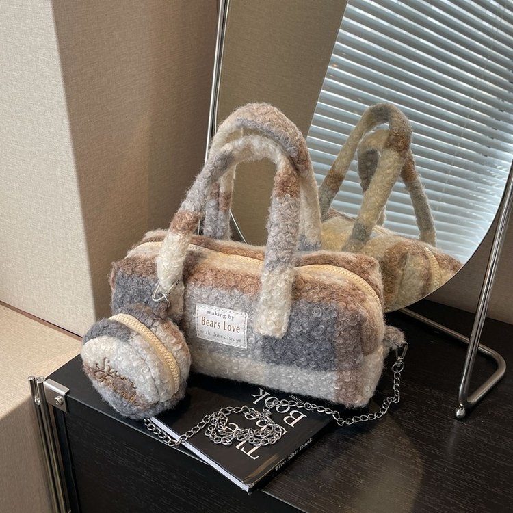 Retro woolen Boston bag women's niche autumn plush crossbody bag 2023 new appearance niche handbag