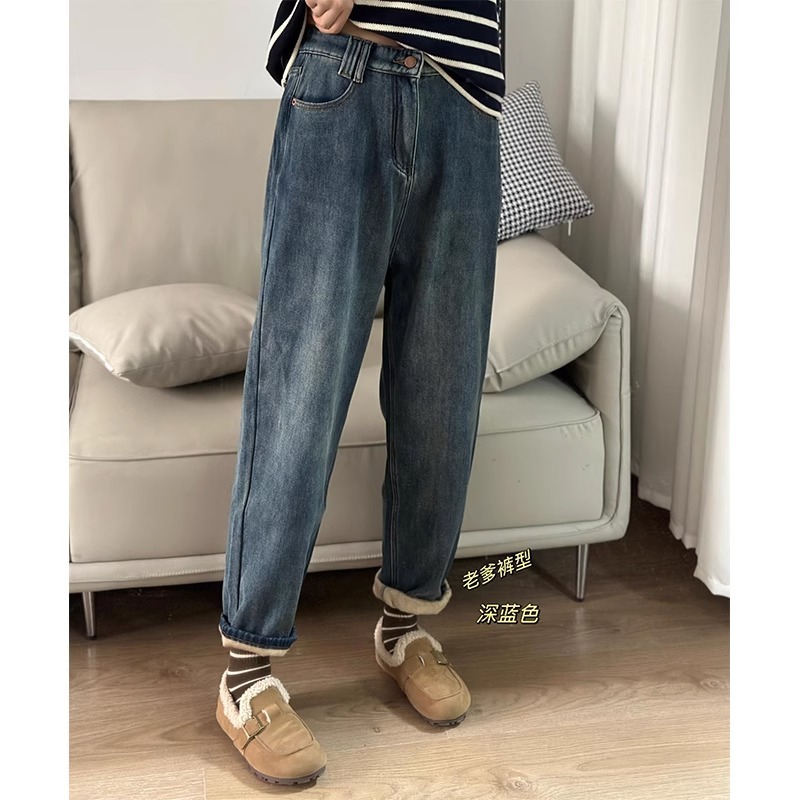 Large size velvet thickened straight jeans for women in winter with fat mm, pear-shaped figure, high waist and slim daddy harem pants