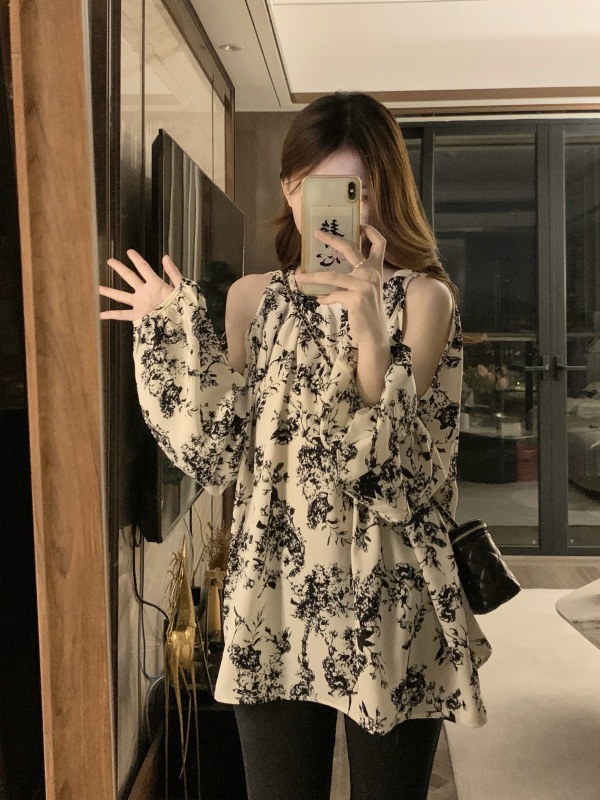 Large size retro French halter neck off-shoulder top for women spring loose ink painting floral puff sleeve shirt trendy