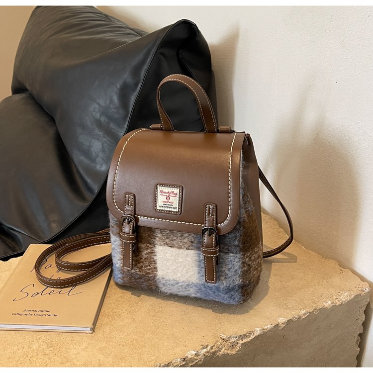 Autumn and winter woolen bags women's new backpack fashion plaid handbag college students popular small backpack