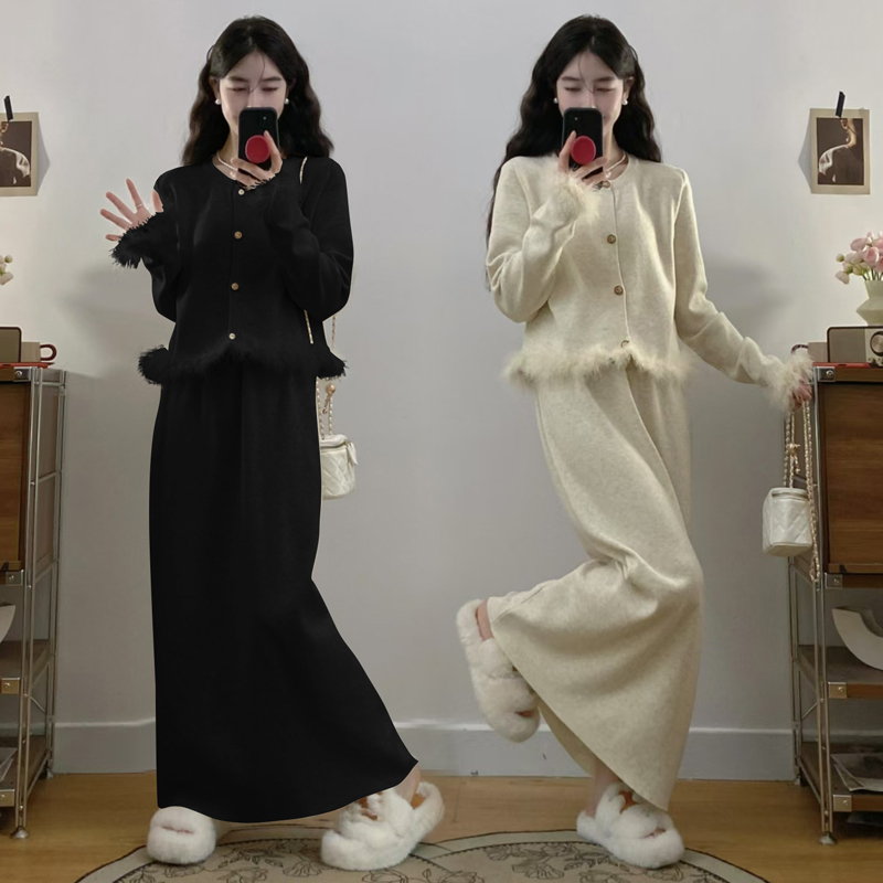 New autumn and winter fashionable and slim sweater, small fragrant cardigan + high waist skirt