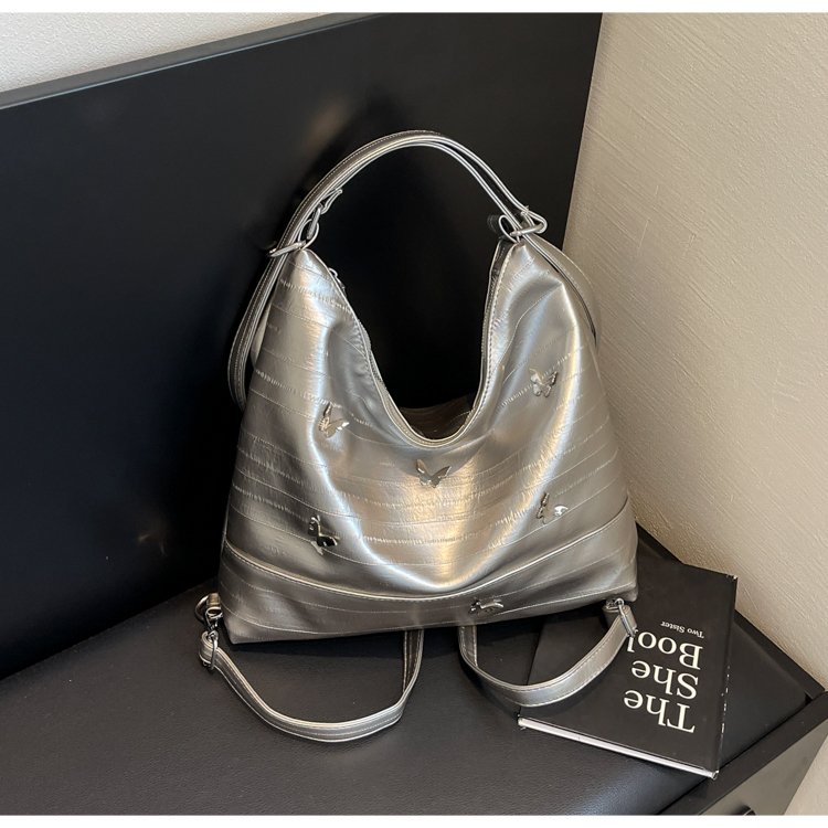 Niche high-end backpack women's backpack 2024 new fashion commuter shoulder bag large capacity tote bag