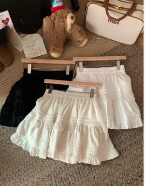 Plus size women's French autumn and winter spot pure lust style sweet fungus fluffy cake skirt anti-exposure short skirt