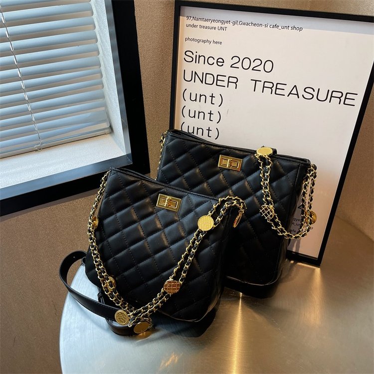 Niche design bag women's autumn and winter new style trendy single shoulder rhombus chain bag texture crossbody handheld bucket bag