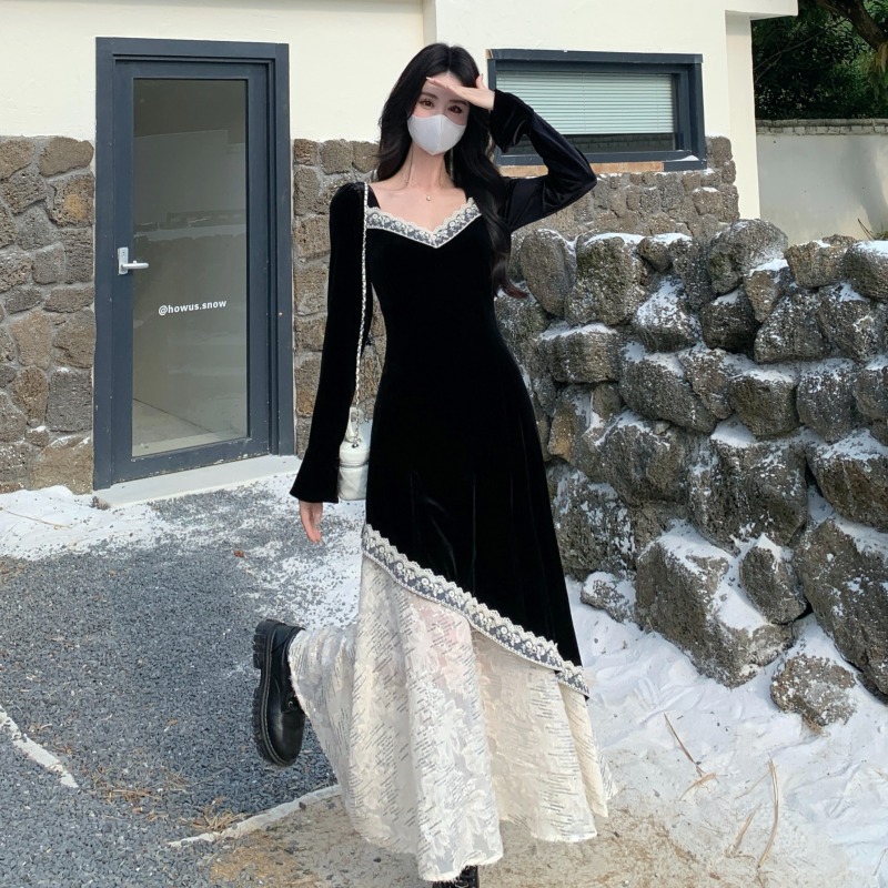 Spot French Hepburn style black slimming velvet spliced ​​sequined lace autumn and winter new large size dress