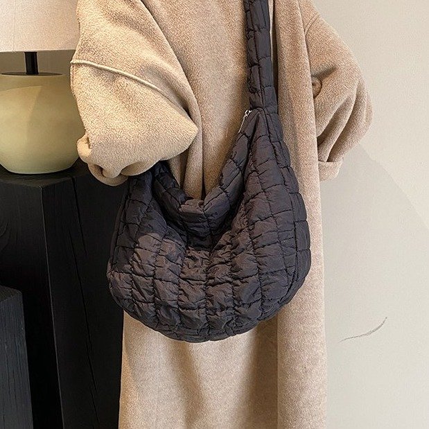 Cross-border plaid embroidery pleated 2024 autumn and winter large-capacity new style fashionable and foreign-style one-shoulder tote crossbody bag
