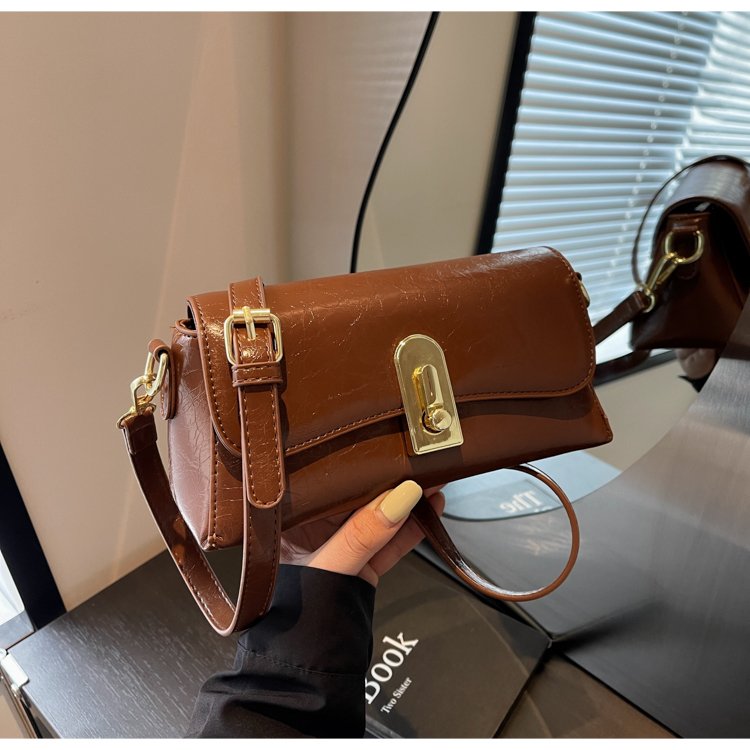 Cross-border retro simple women's small bags bags2024 new commuter small square bag versatile single shoulder crossbody bag