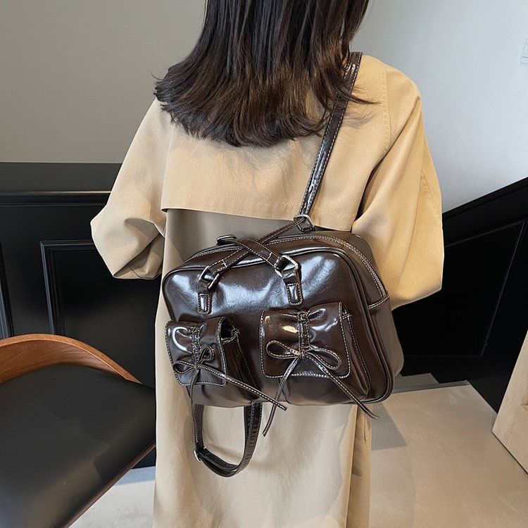 Retro high-end handheld tote bag women's 2024 new trendy simple commuting armpit bag casual backpack