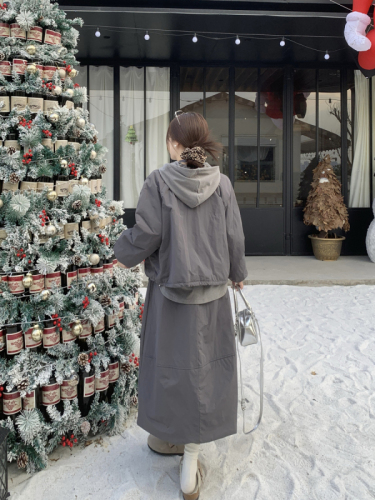 Large size versatile casual round collar quilted jacket + skirt + hooded bottoming three-piece set for women