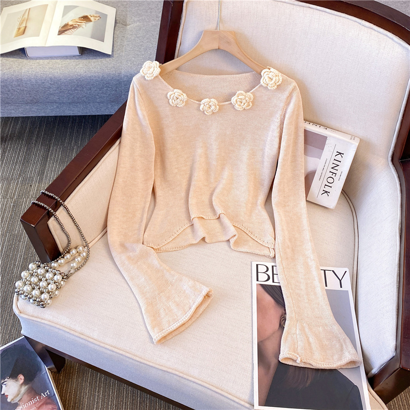 Gentle style three-dimensional flower U-neck thin style lazy temperament versatile short knitted top