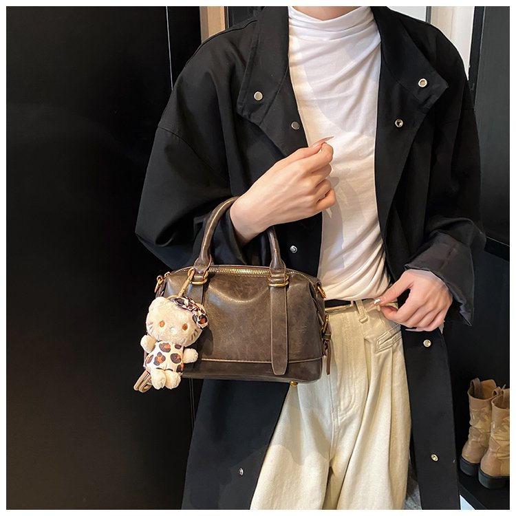 Portable bowling bag for women 2024 new trendy retro pillow bag versatile multi-functional shoulder crossbody bag