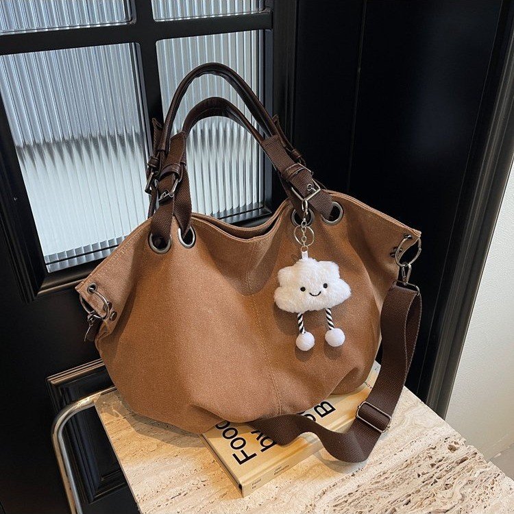 High-end niche design handbag for women 2024 new autumn suede shoulder bag versatile commuting tote bag