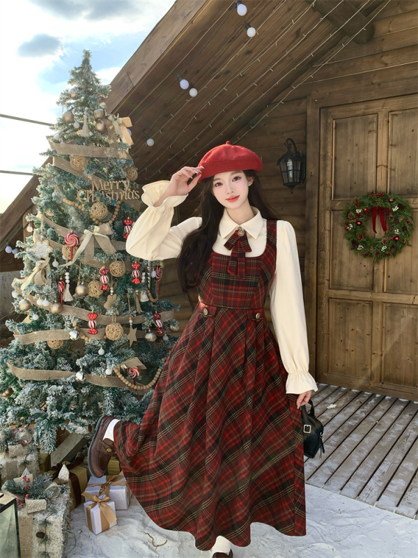 Red glass raspberry French retro suit women's shirt woolen plaid suspender skirt new autumn and winter style