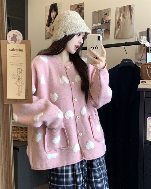 Spot large size women's fat MM2024 autumn and winter new sweet three-dimensional embroidered love sweater