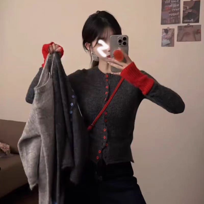 Large size fat mm knitted cardigan women's autumn and winter design color matching inner top