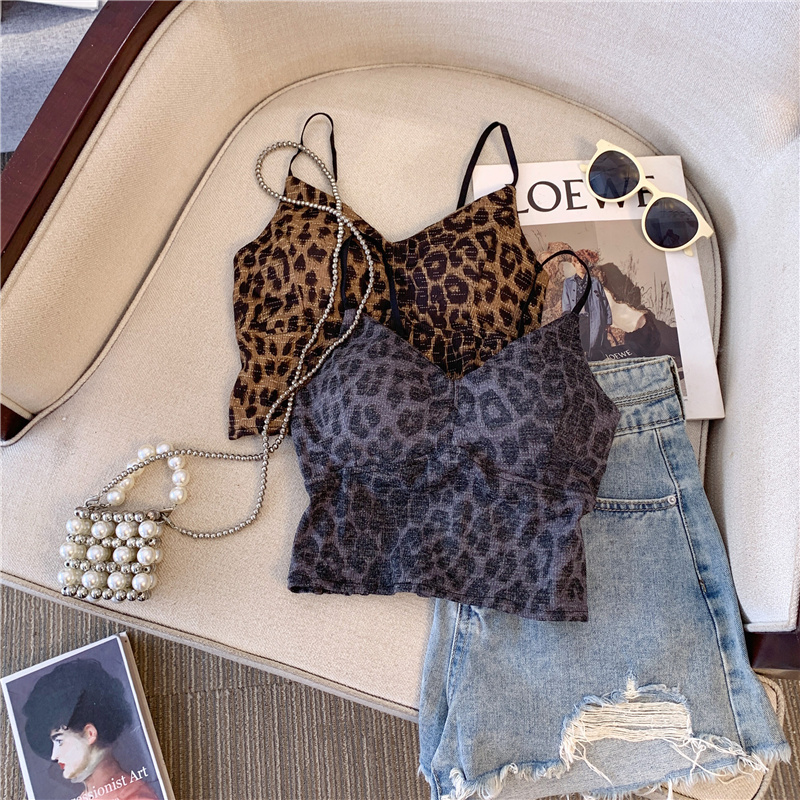 Retro leopard print backless halterneck camisole slim fit inner wear for hot girls with padded short top for outer wear