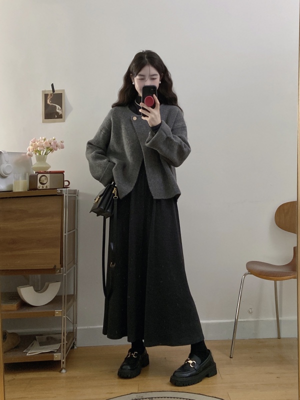 Large size lazy versatile dress + thick slit sweater