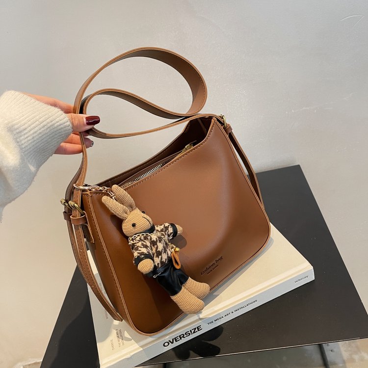 Texture retro popular high-end bag for women 2024 new fashion niche armpit bag single shoulder crossbody tote bag