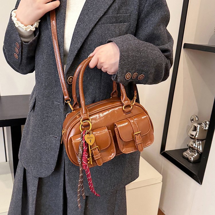 Southern style California diary pillow bag women's handbag outing small bag commuting shoulder crossbody bag