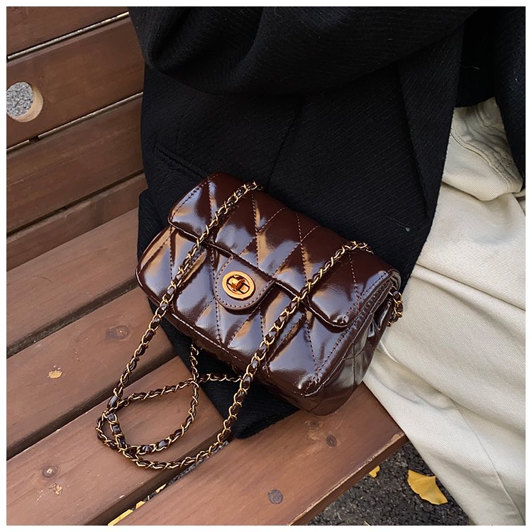 Small fragrant style bag for women 2024 new winter versatile rhombus chain small square bag fashionable retro single shoulder crossbody bag