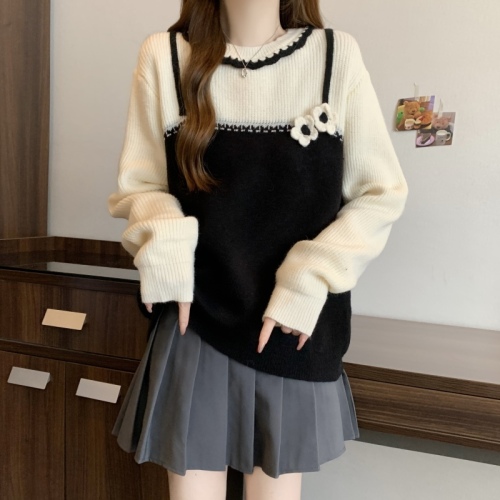 Large size design color block sweater autumn and winter new fake two piece sweater foreign style three-dimensional flower top