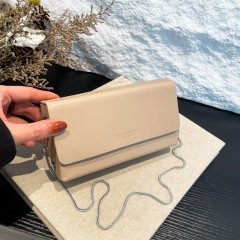 High-end bags for women, small square bags, new Korean niche simple cigarette box bags, retro chain tofu bags