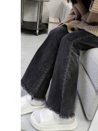 Pear-shaped body slightly booted jeans for women, spring and autumn style, high-waisted, large size, fat mm, slim, raw edge, flared, stretchy horseshoe pants