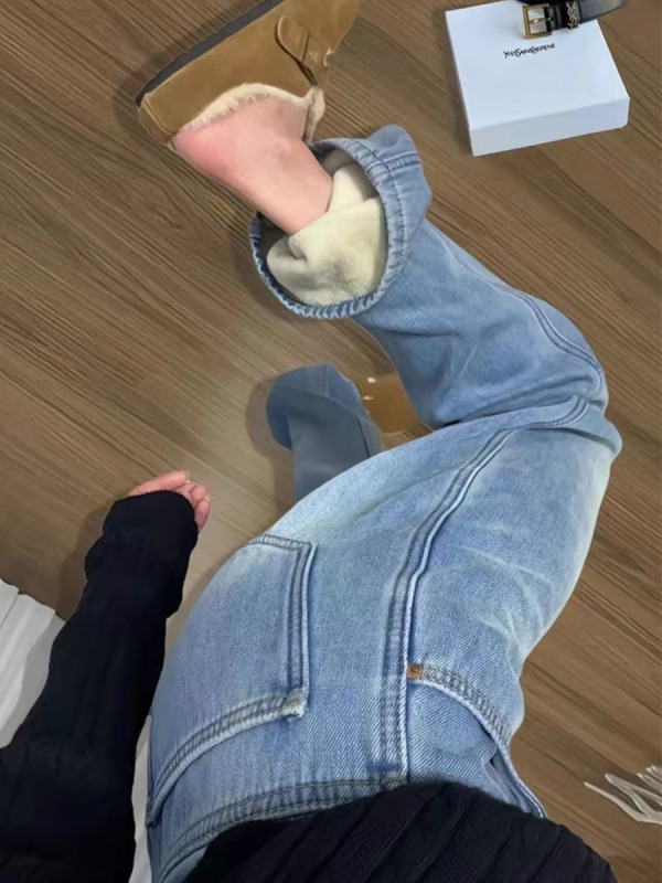Large size velvet thickened jeans for women 2024 winter new fat mm loose straight high waist slim wide leg pants