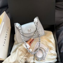 New Chinese style niche casual armpit bag for women 2024 summer new high-end chain bag versatile shoulder crossbody bag