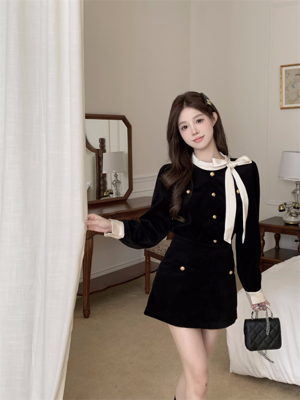 Autumn and winter new style French bow small fragrant velvet black temperament slimming high-end fashion light luxury suit