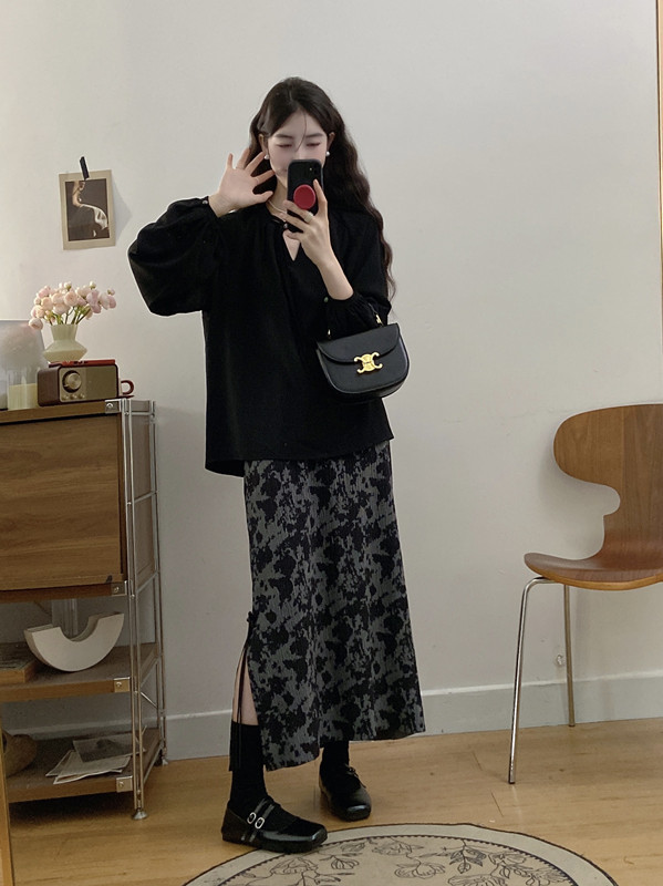 Plus size women's autumn and winter new new Chinese style thick slim loose shirt + half-length high-waist straight skirt