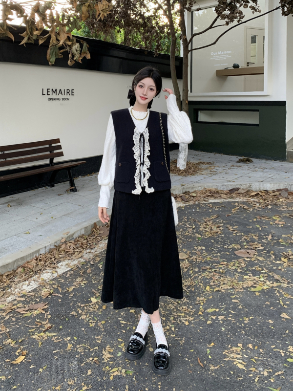 Autumn and winter large size fashionable versatile sweater vest + design lace bottoming shirt + long skirt