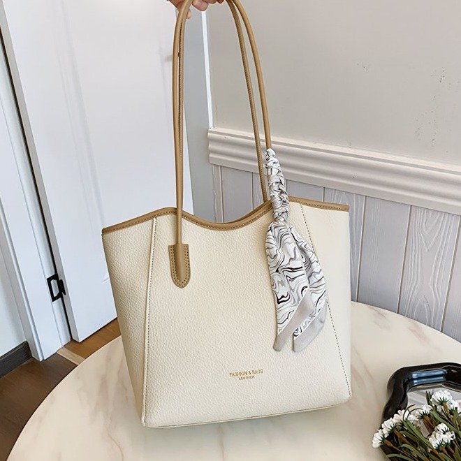 Large-capacity bag for women 2024 new high-end, fashionable and versatile armpit bag for work and commuting shoulder bag