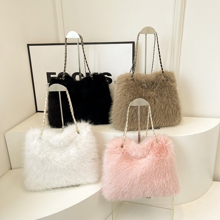 Women's bags, versatile gift bags, plush tote bags, new soft plush women's shoulder bags, autumn and winter Internet celebrity bags